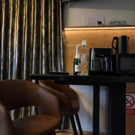 Pod Hrdosnou Skalou Chalet Komjatna