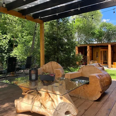 Pod Hrdosnou Skalou Chalet Komjatna